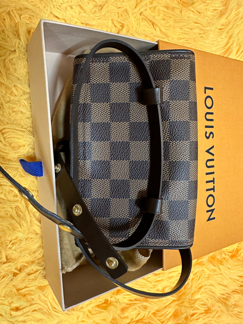 Louis Vuitton Florentine DE