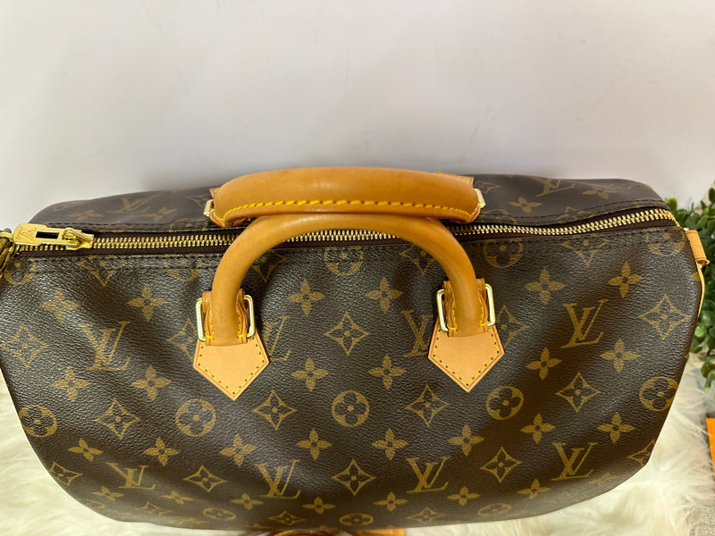 Louis Vuitton Speedy 35 Monogram Bandouliere