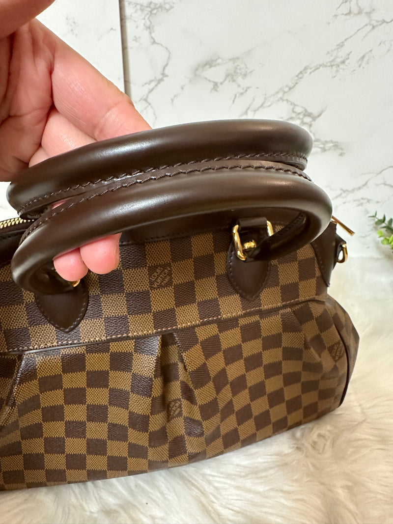 LOUIS VUITTON Damier Ebene Trevi PM