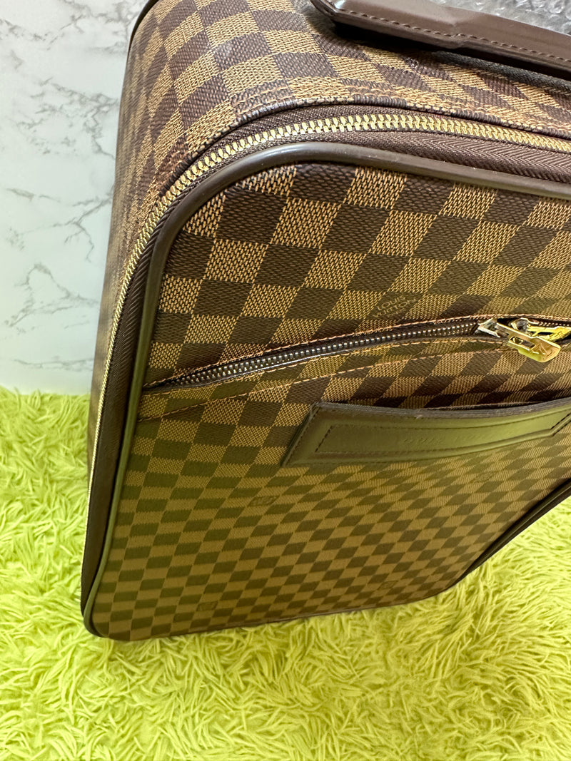 LOUIS VUITTON Damier Ebene Pegase 45