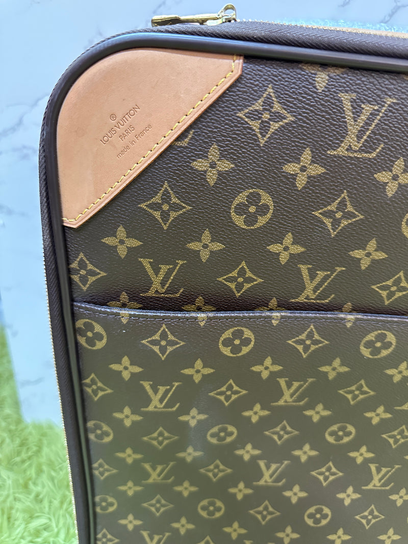 LOUIS VUITTON Monogram Pegase 45