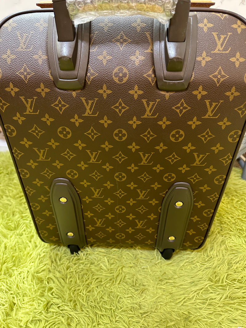 LOUIS VUITTON Monogram Pegase 45