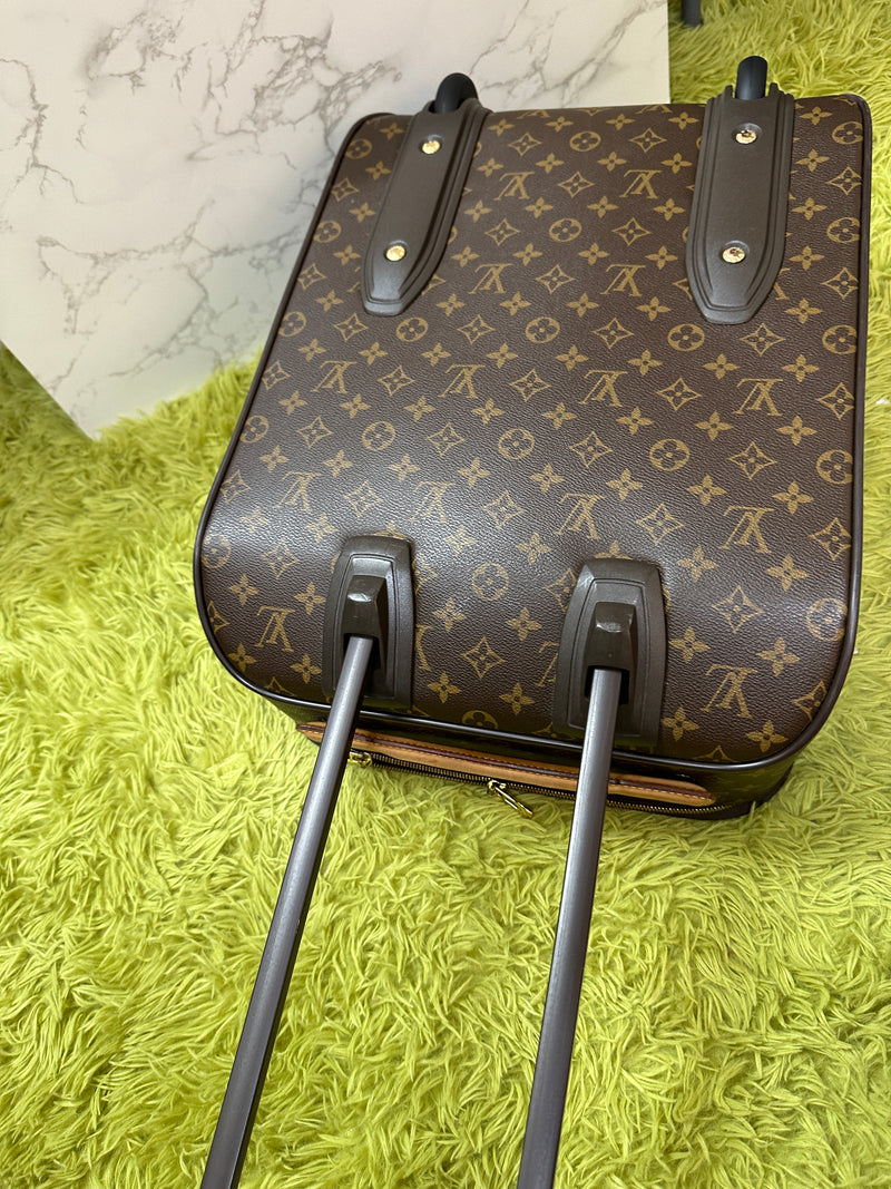 LOUIS VUITTON Monogram Pegase 45