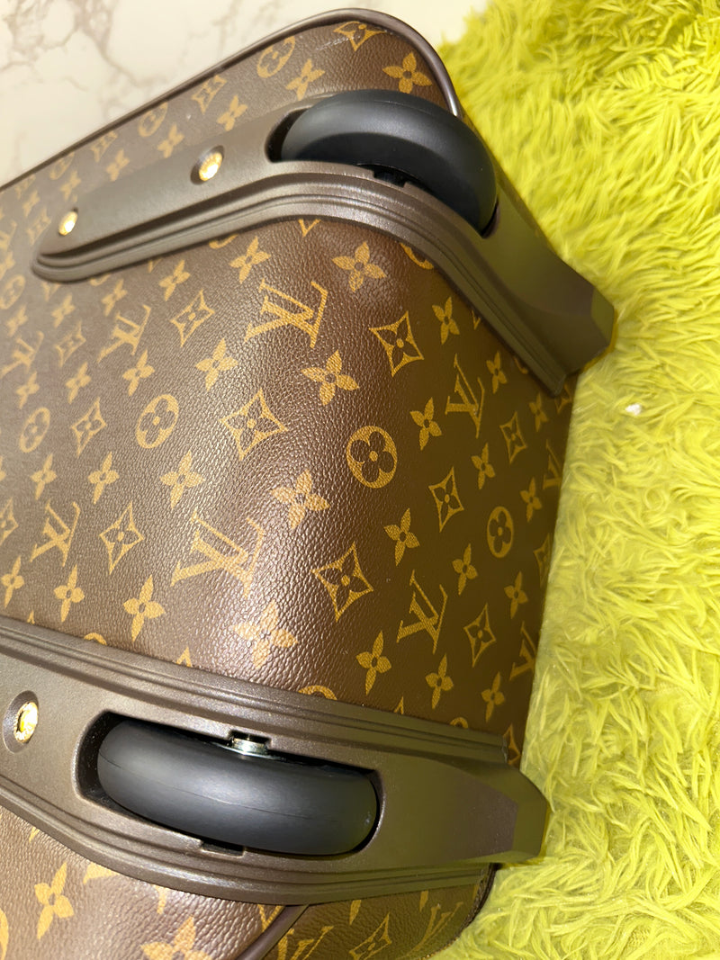 LOUIS VUITTON Monogram Pegase 45