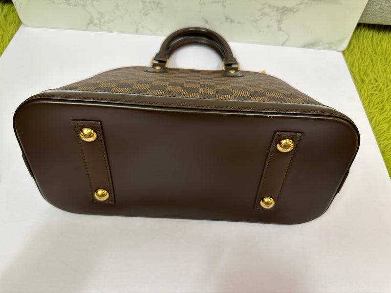 LOUIS VUITTON Damier Ebene Alma PM