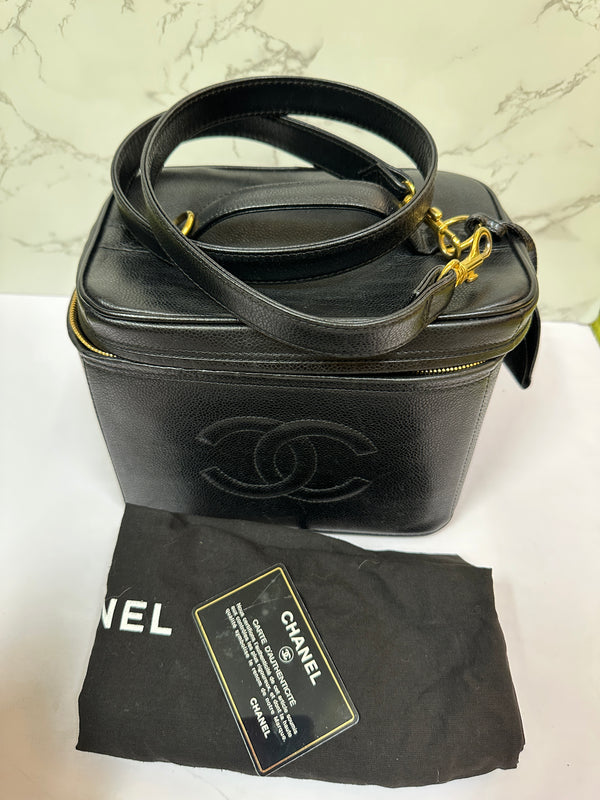 CHANEL Vanity Black