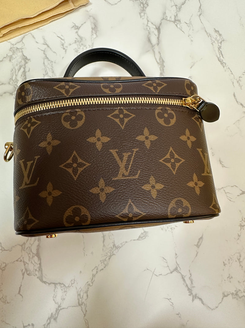 LOUIS VUITTON Vanity Autres Toiles Monogram