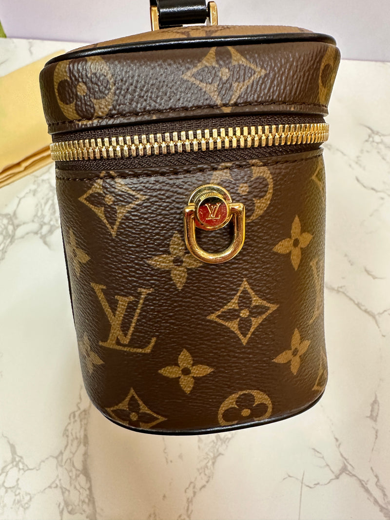 LOUIS VUITTON Vanity Autres Toiles Monogram