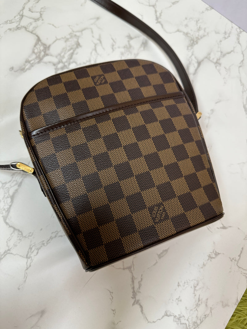 LOUIS VUITTON Damier Ebene Ipanema