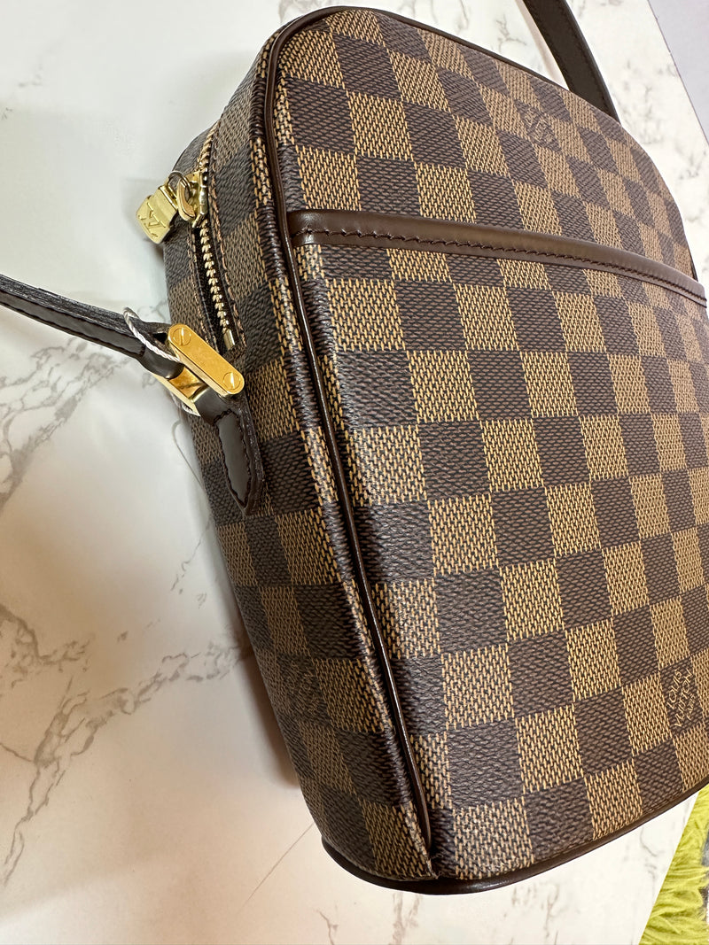 LOUIS VUITTON Damier Ebene Ipanema