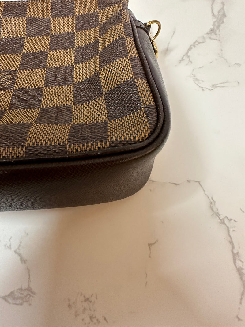 louis vuitton damier ebene pochette - 3