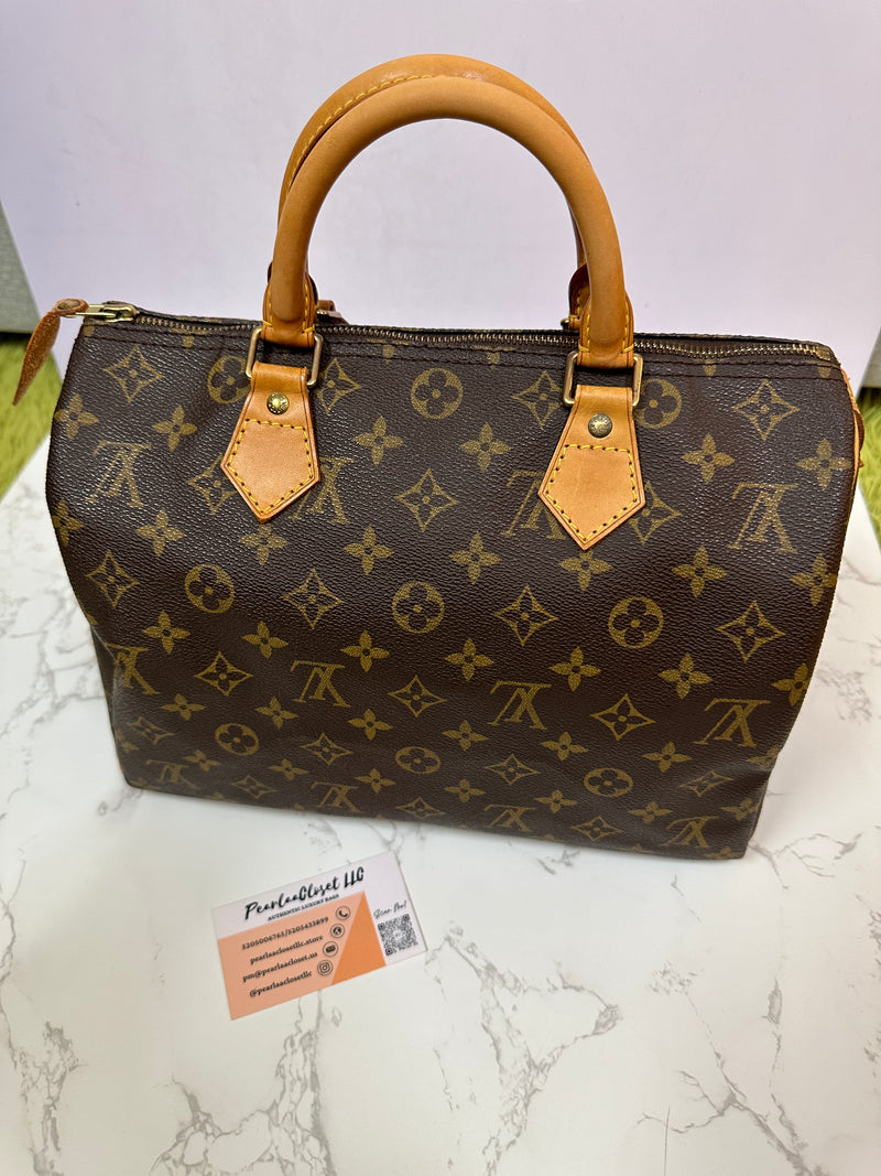 LOUIS VUITTON Monogram Speedy 30