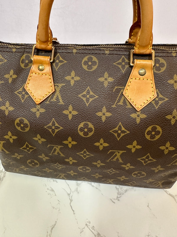 LOUIS VUITTON Monogram Speedy 30