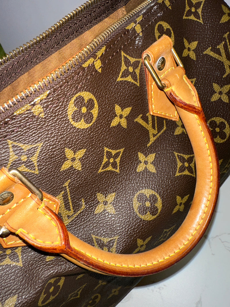 LOUIS VUITTON Monogram Speedy 30