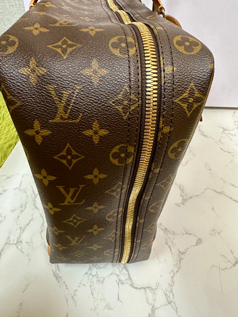 LOUIS VUITTON Monogram Sirius 45