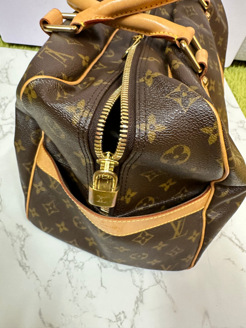 LOUIS VUITTON Monogram Canvas Carryall Bag