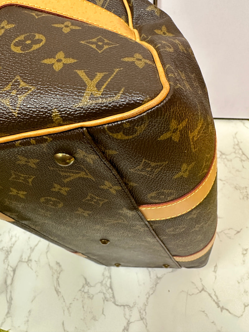 LOUIS VUITTON Monogram Canvas Carryall Bag