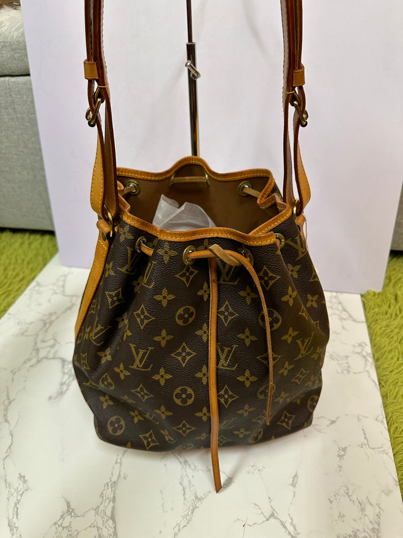 LOUIS VUITTON Monogram Canvas Petit Noe