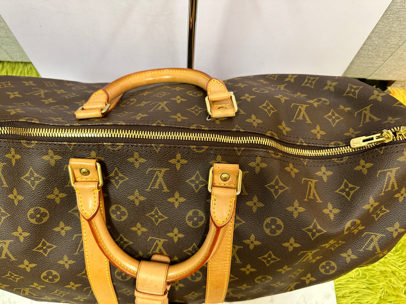 LOUIS VUITTON Monogram Keepall Bandouliere 55