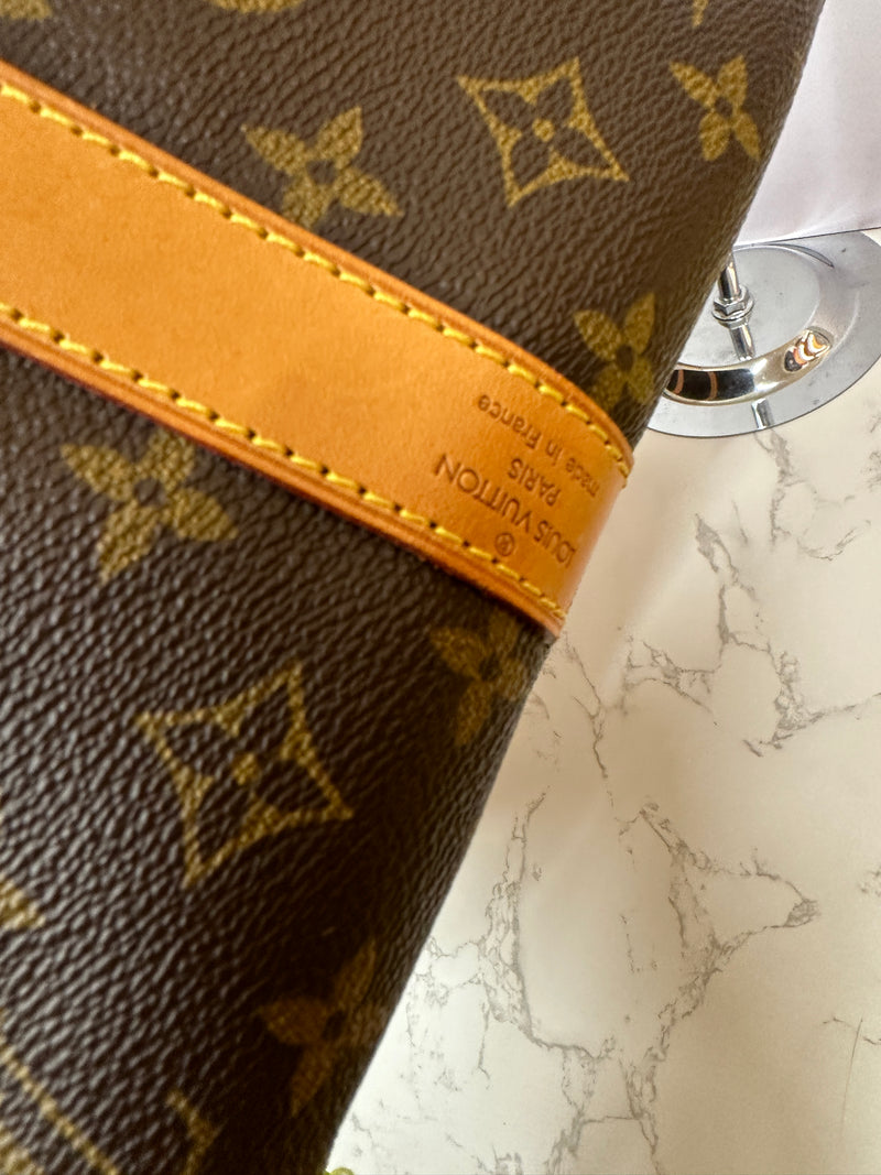 LOUIS VUITTON Monogram Keepall Bandouliere 55