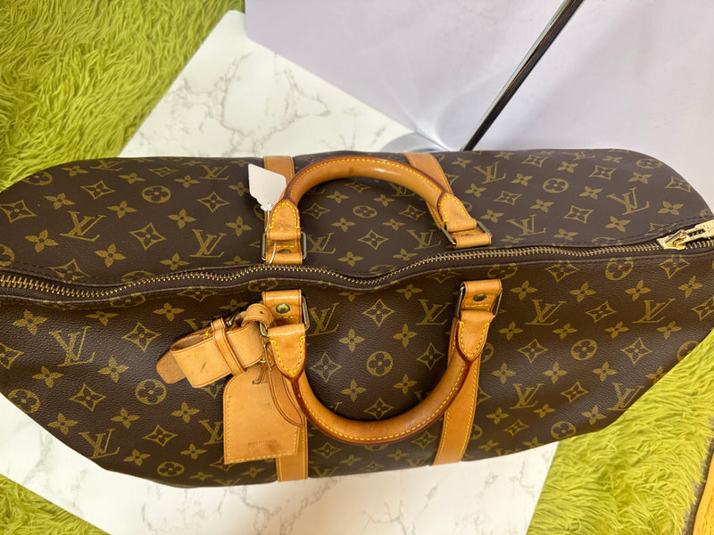 LOUIS VUITTON Monogram Keepall 50