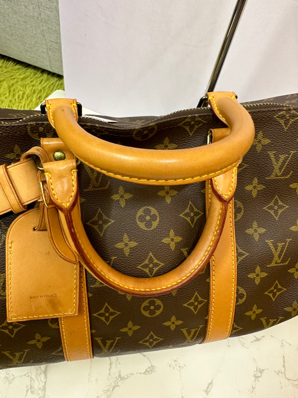 LOUIS VUITTON Monogram Keepall 50