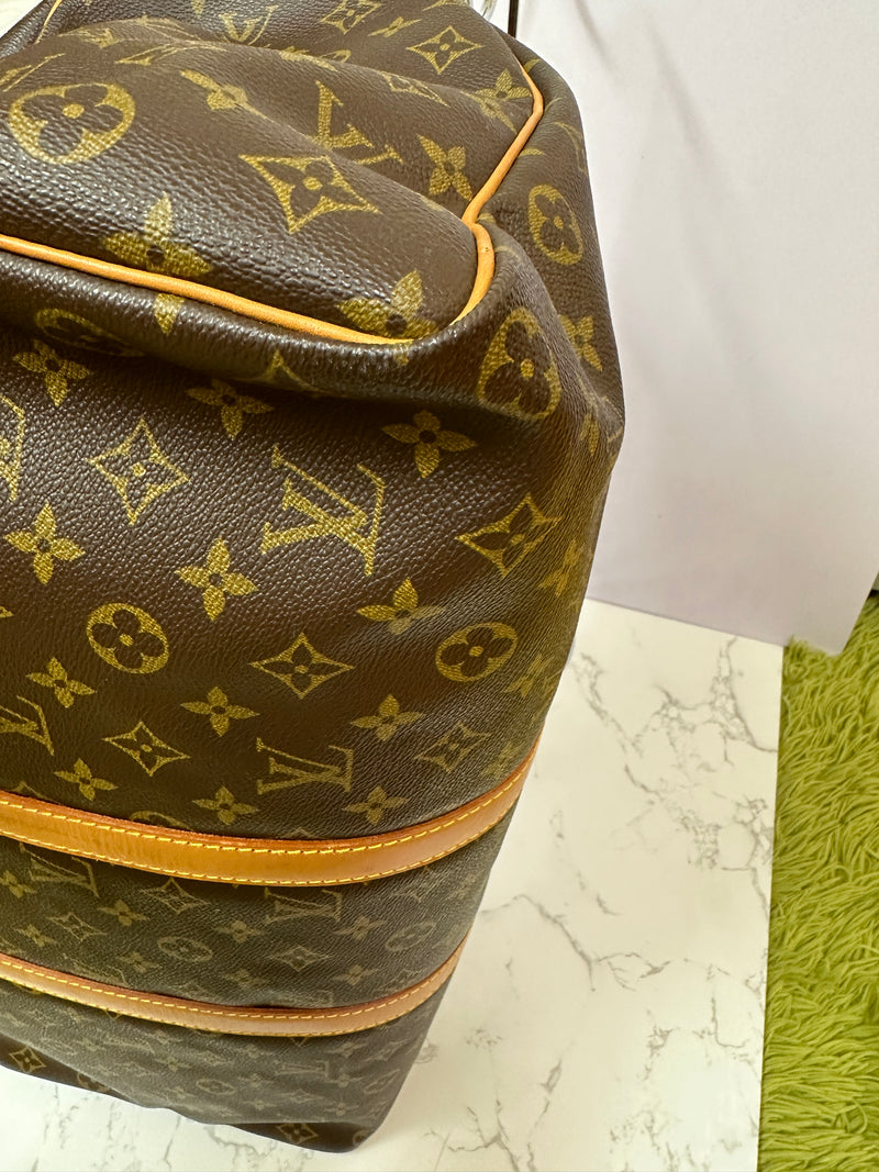 LOUIS VUITTON Monogram Keepall 50