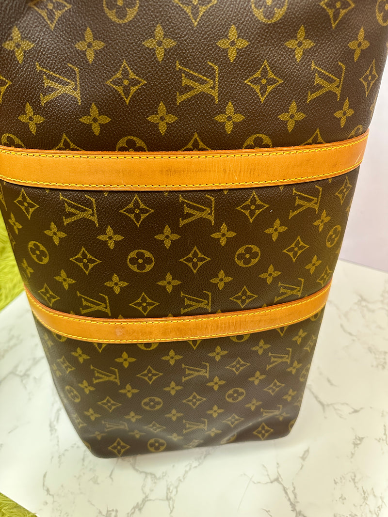 LOUIS VUITTON Monogram Keepall 50