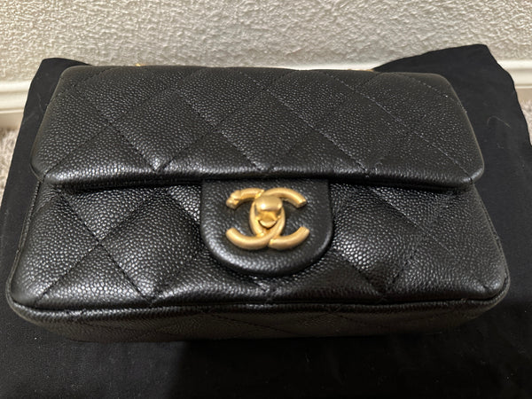 CHANEL 23P Heart Mini