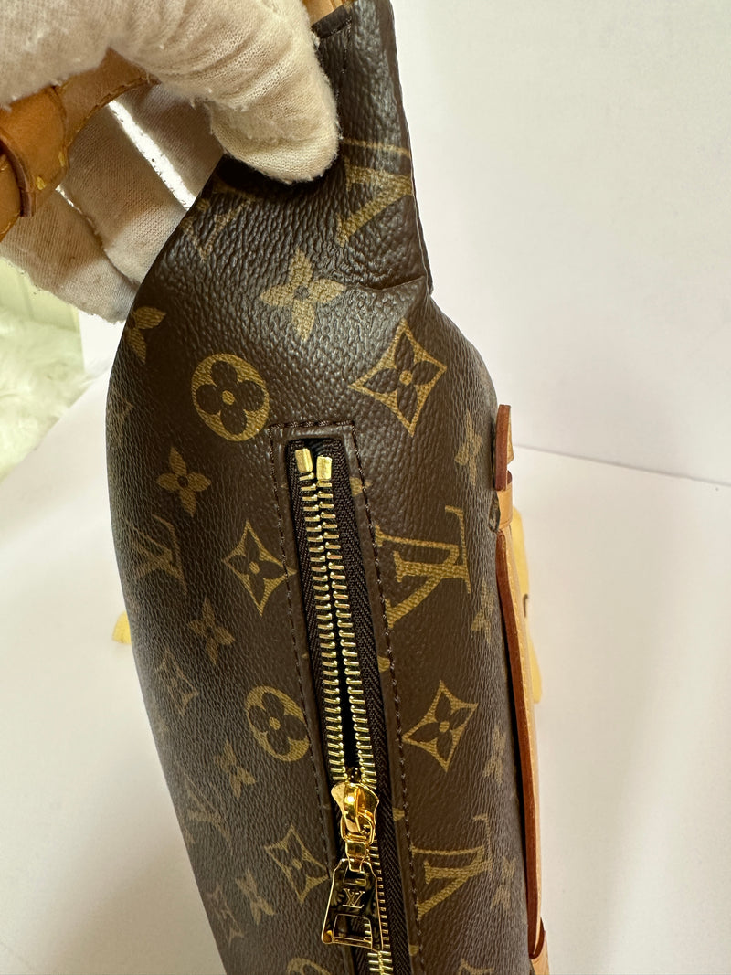 LOUIS VUITTON Monogram Canvas Bumbag