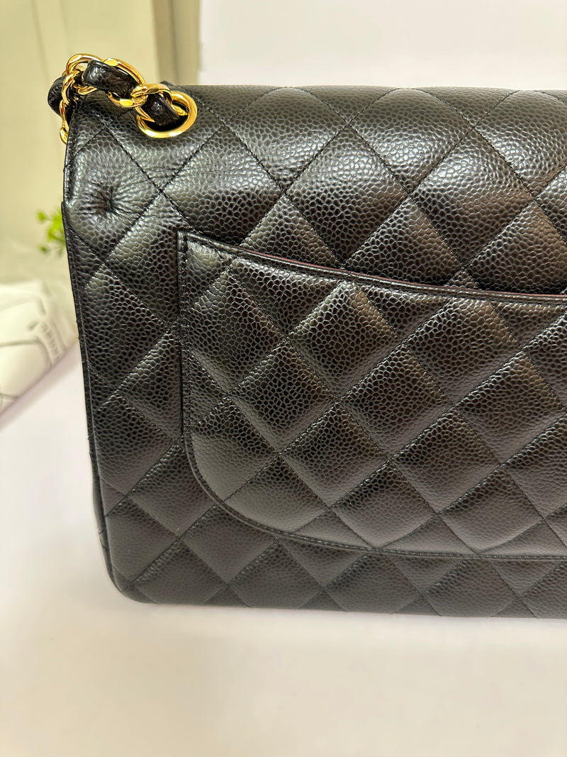 CHANEL Jumbo Classic Caviar Double Flap