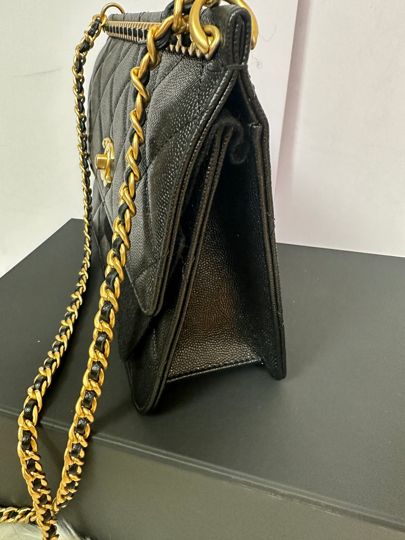 CHANEL Caviar Quilted Wallet on Chain Flapbag Black