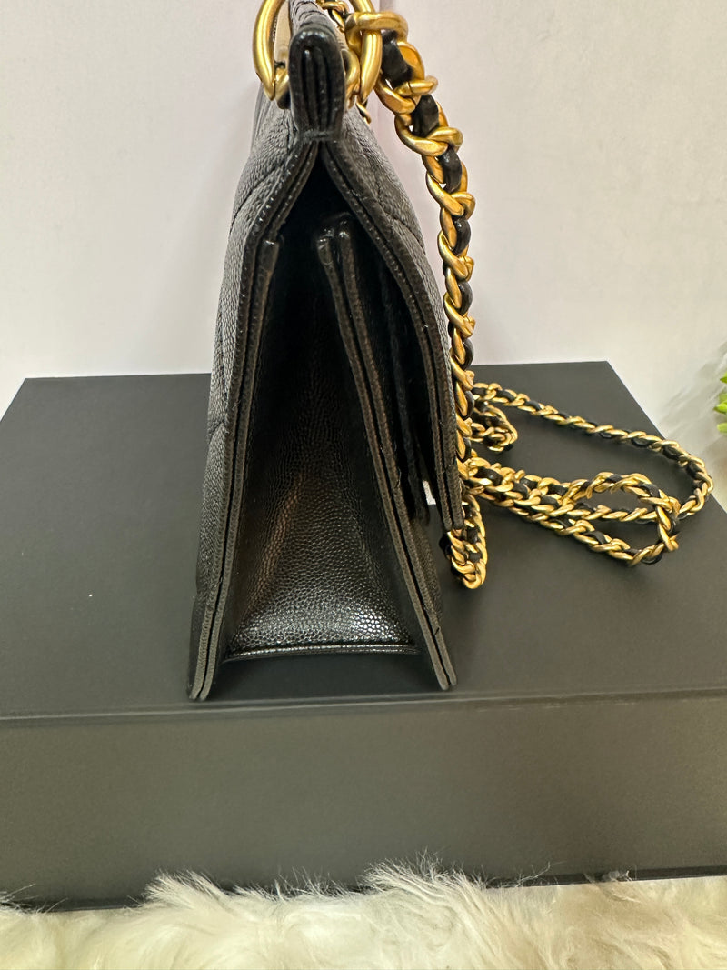 CHANEL Caviar Quilted Wallet on Chain Flapbag Black