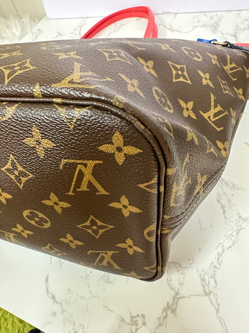 LOUIS VUITTON Monogram Canvas Totem Neverfull MM