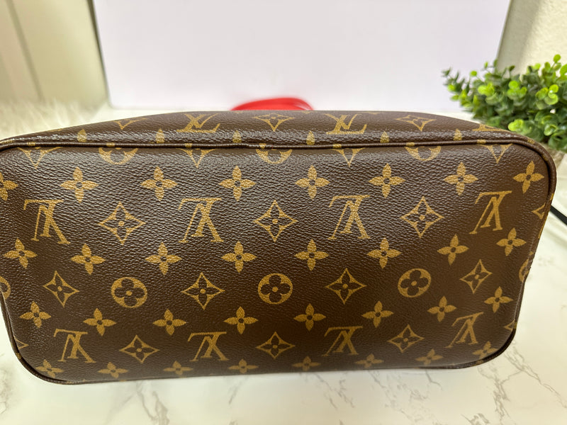 LOUIS VUITTON Monogram Canvas Totem Neverfull MM