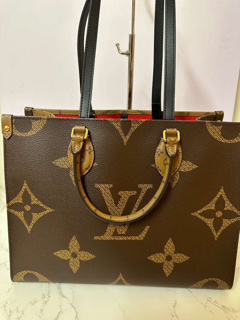 LOUIS VUITTON Monogram Reverse On-The-Go MM