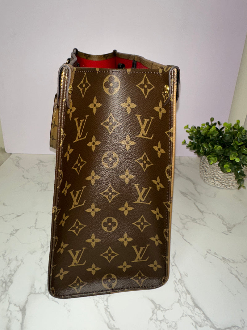 LOUIS VUITTON Monogram Reverse On-The-Go MM