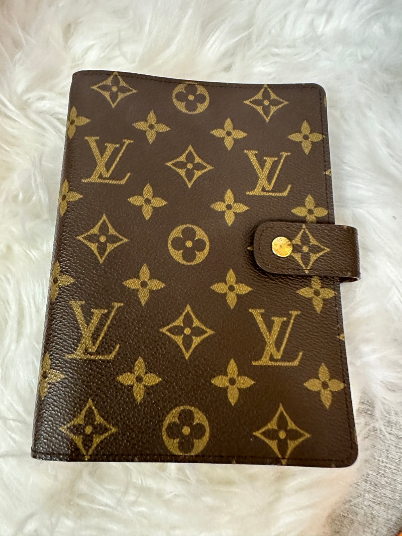 LOUIS VUITTON Monogram Ring Agenda MM