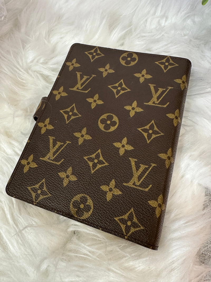 LOUIS VUITTON Monogram Ring Agenda MM