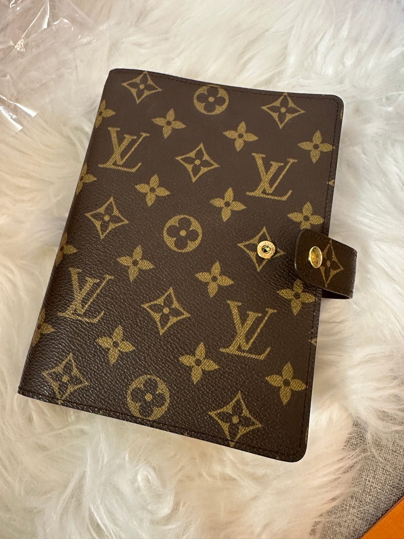 LOUIS VUITTON Monogram Ring Agenda MM