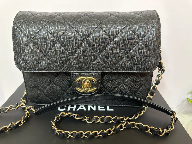 CHANEL Like A Wallet Flap - Black Caviar