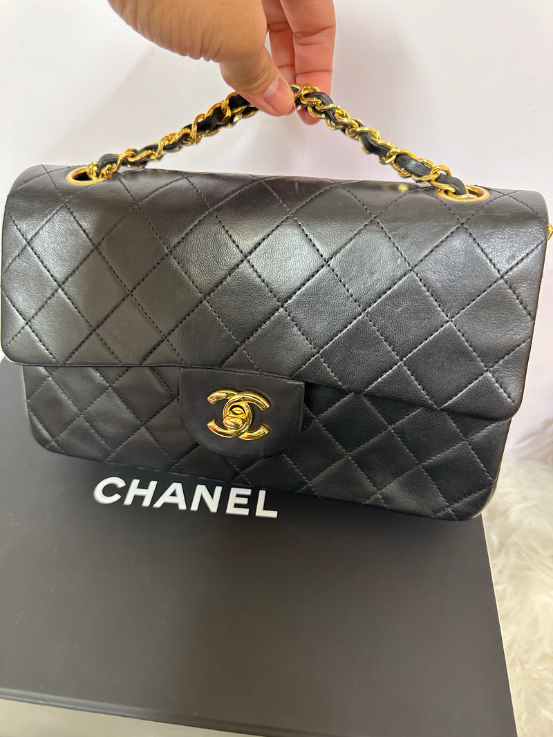 CHANEL Matelasse Flap Chain Shoulder Bag