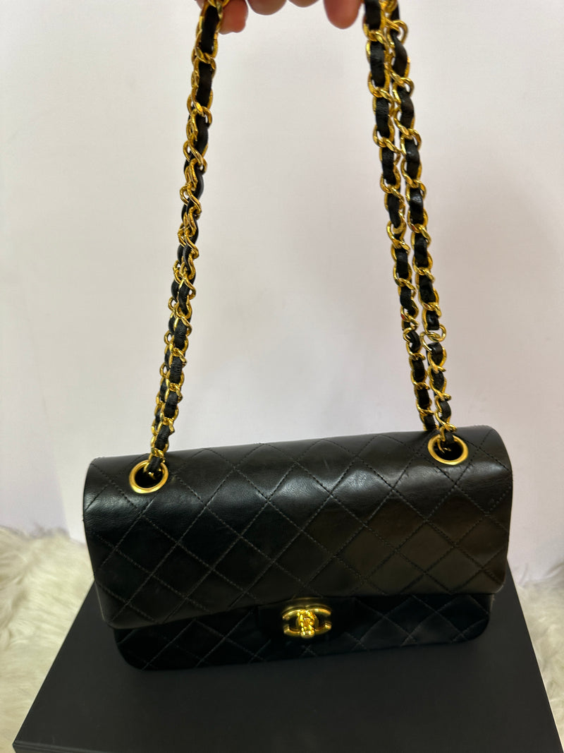 CHANEL Matelasse Flap Chain Shoulder Bag