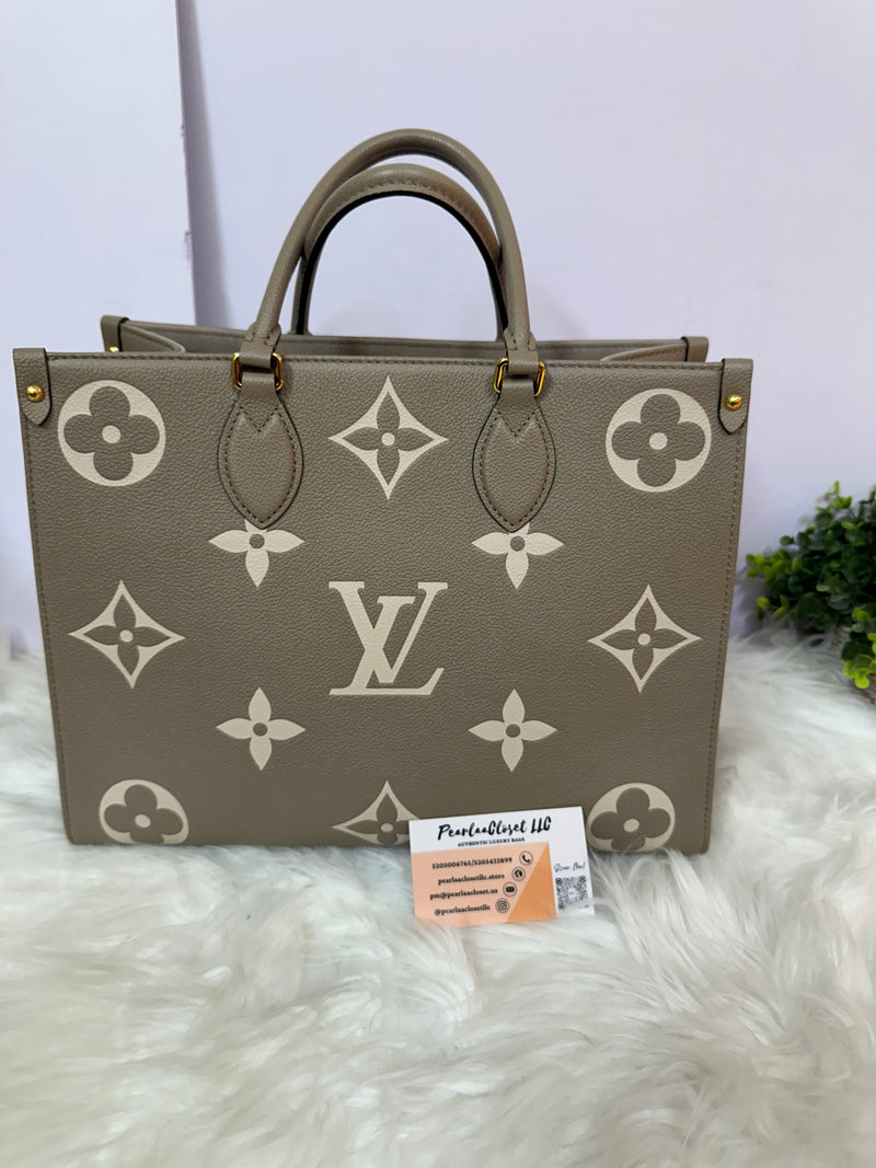 LOUIS VUITTON Empreinte On-The-Go MM Cream/Dove