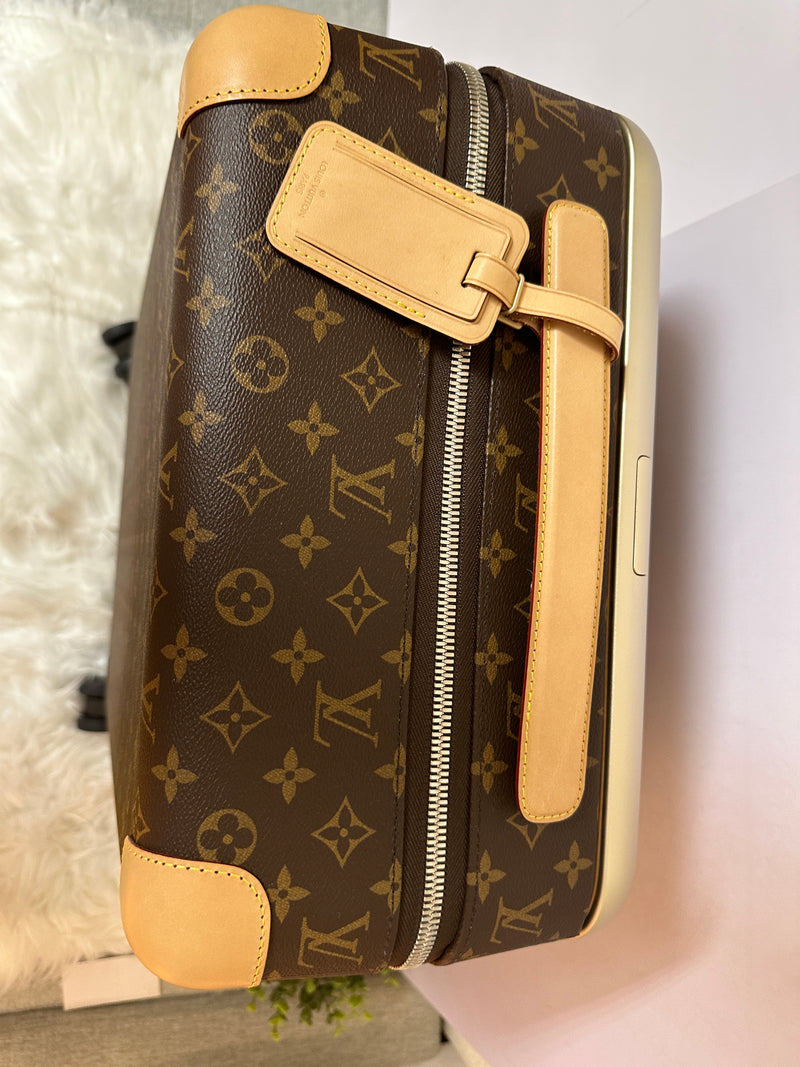 LOUIS VUITTON Monogram Horizon 55