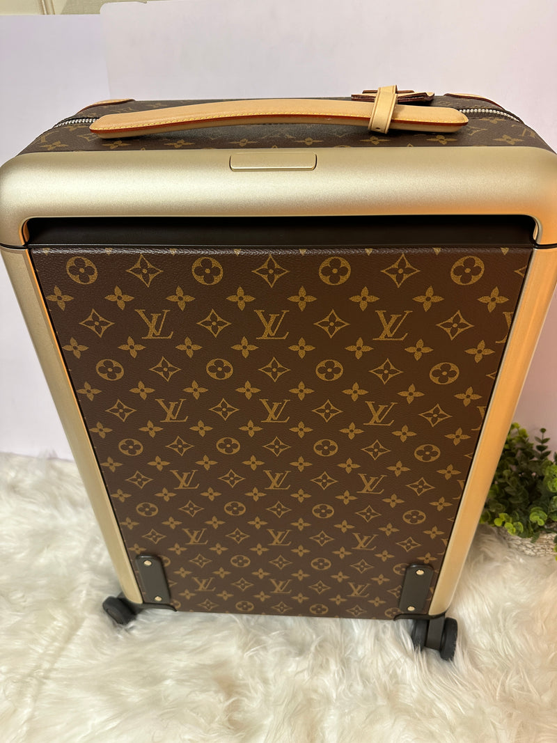 LOUIS VUITTON Monogram Horizon 55