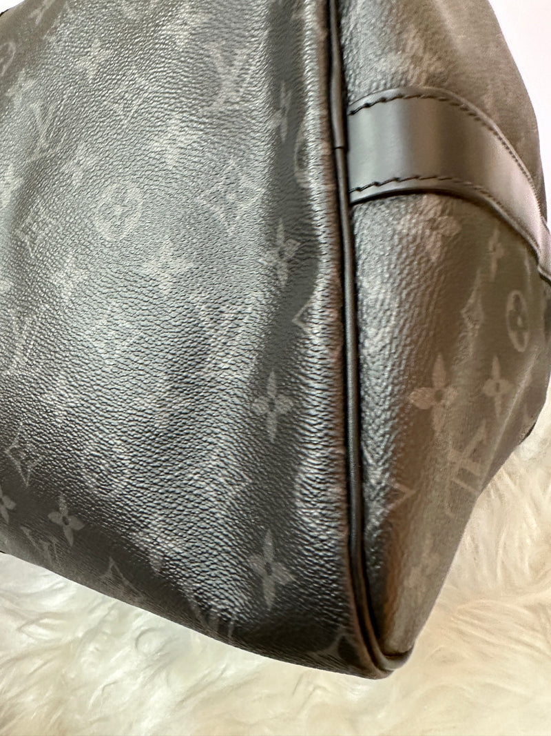 LOUIS VUITTON Monogram Eclipse Keepall Bandouliere 55