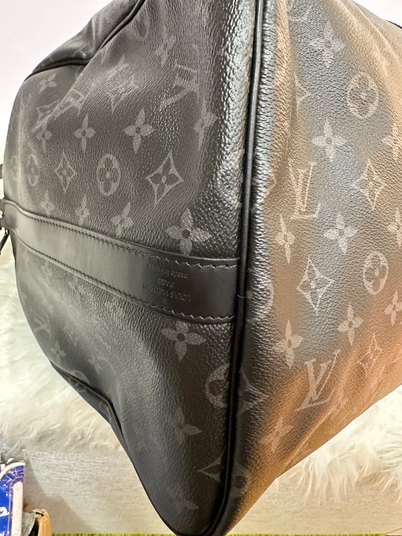 LOUIS VUITTON Monogram Eclipse Keepall Bandouliere 55