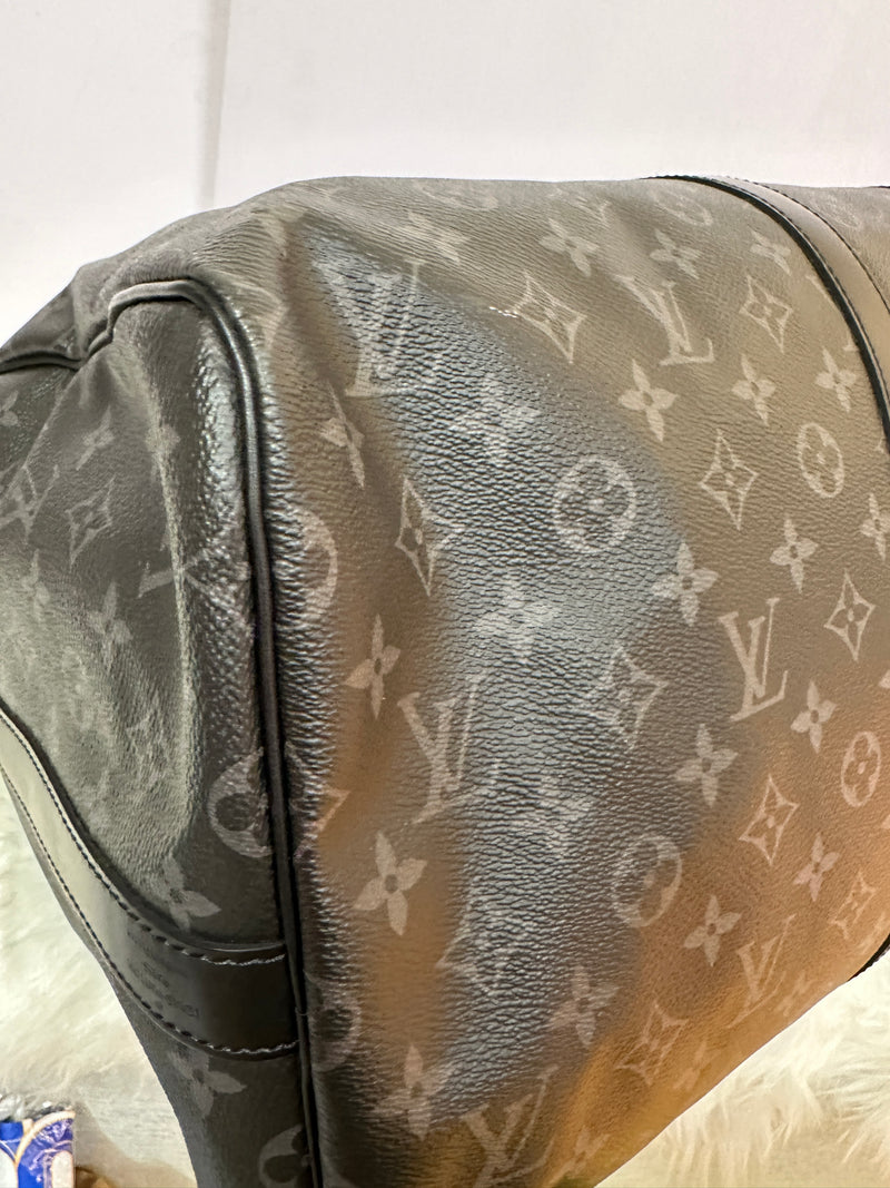 LOUIS VUITTON Monogram Eclipse Keepall Bandouliere 55