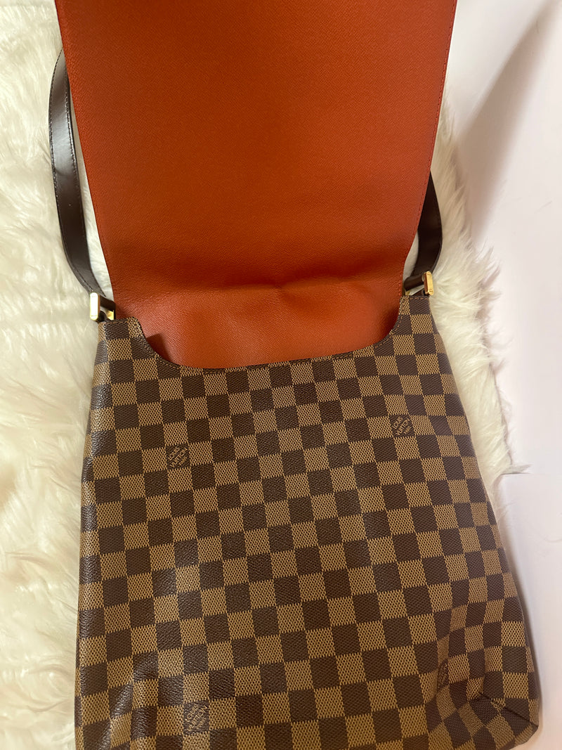 LOUIS VUITTON Damier Ebene Musette Salsa